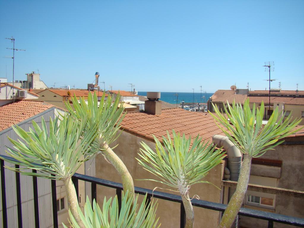 Hostal Platja Cambrils Luaran gambar