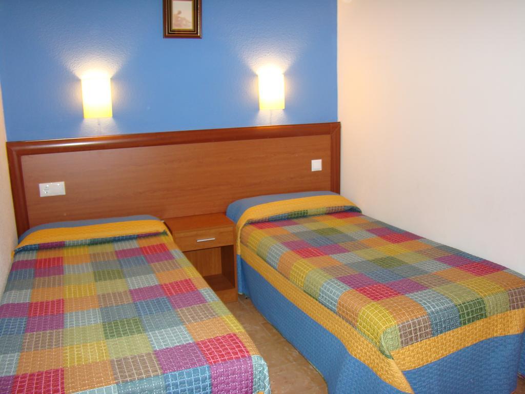 Hostal Platja Cambrils Luaran gambar