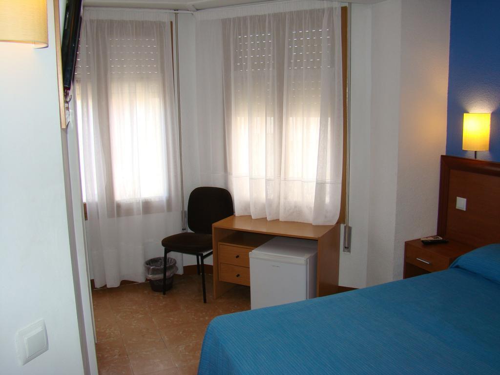 Hostal Platja Cambrils Luaran gambar
