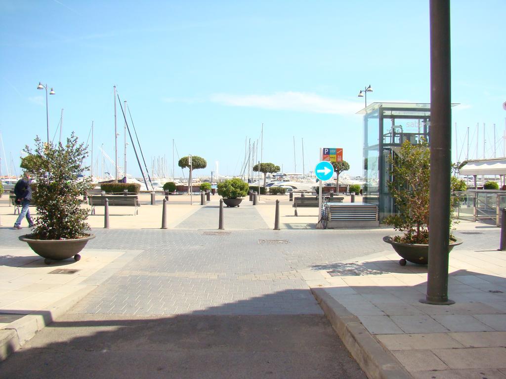 Hostal Platja Cambrils Luaran gambar