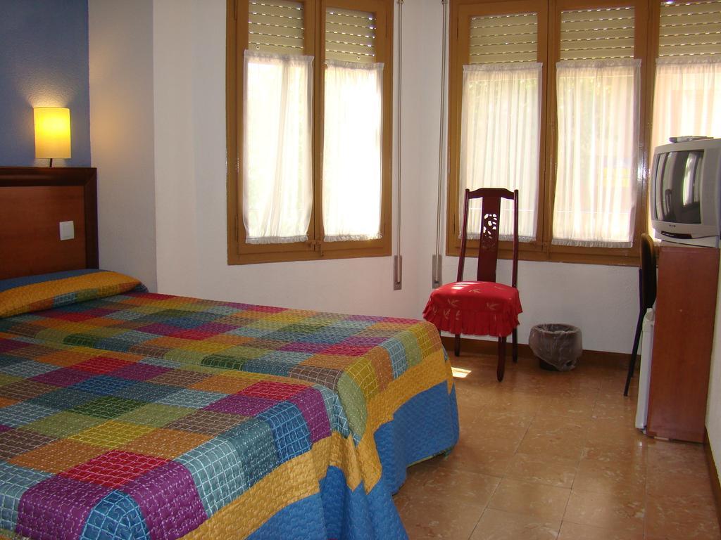 Hostal Platja Cambrils Luaran gambar
