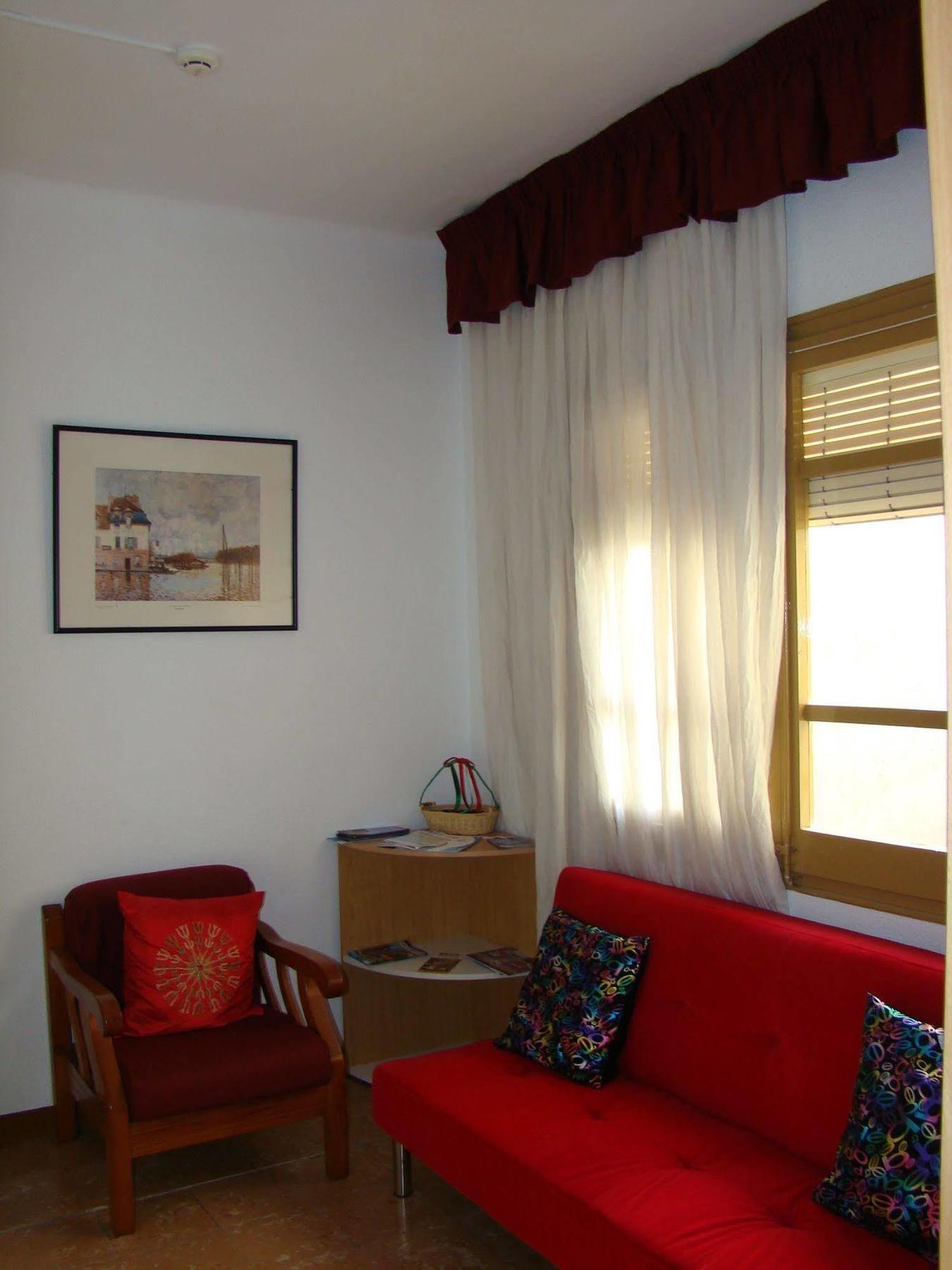 Hostal Platja Cambrils Luaran gambar
