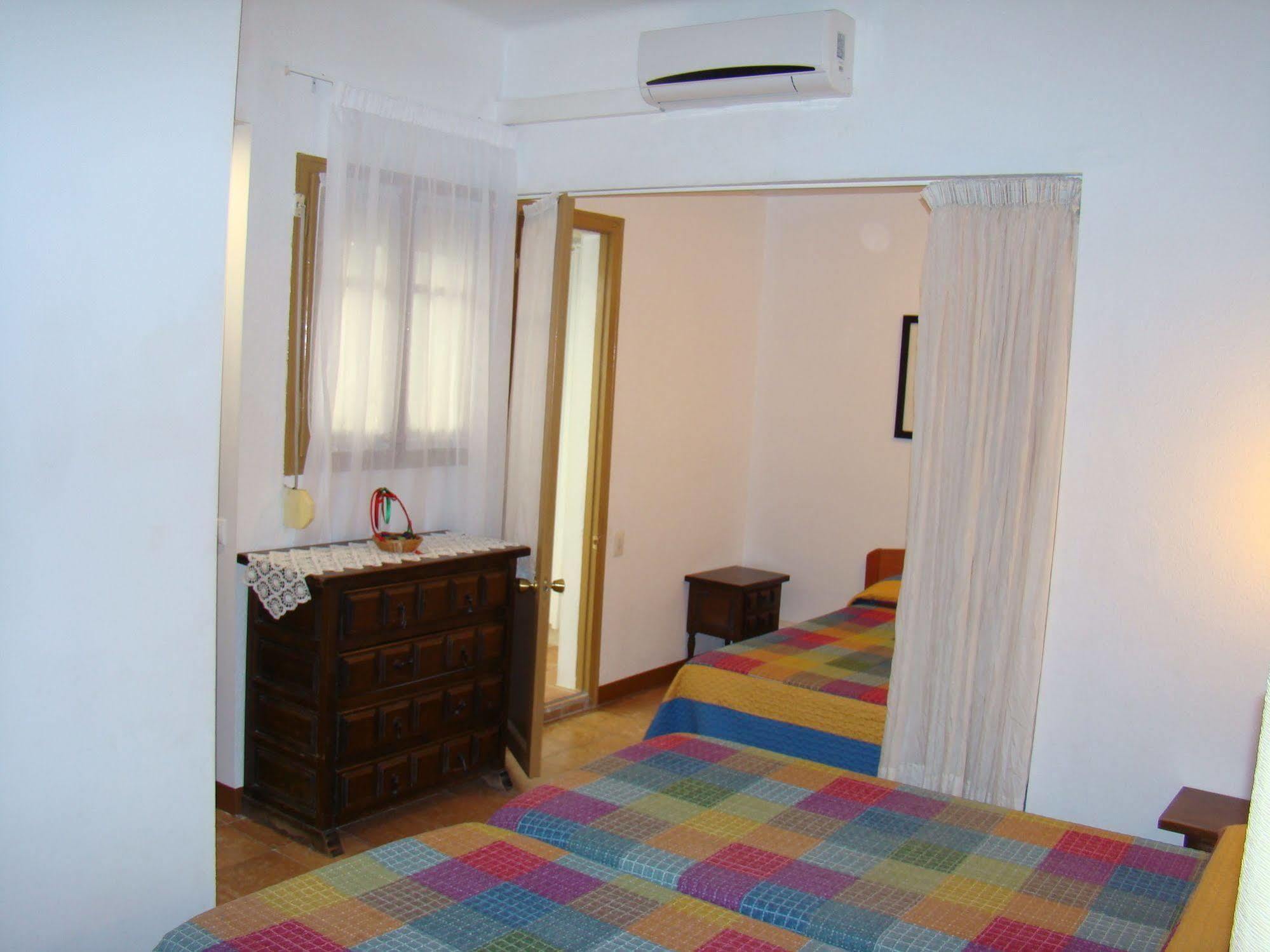 Hostal Platja Cambrils Luaran gambar