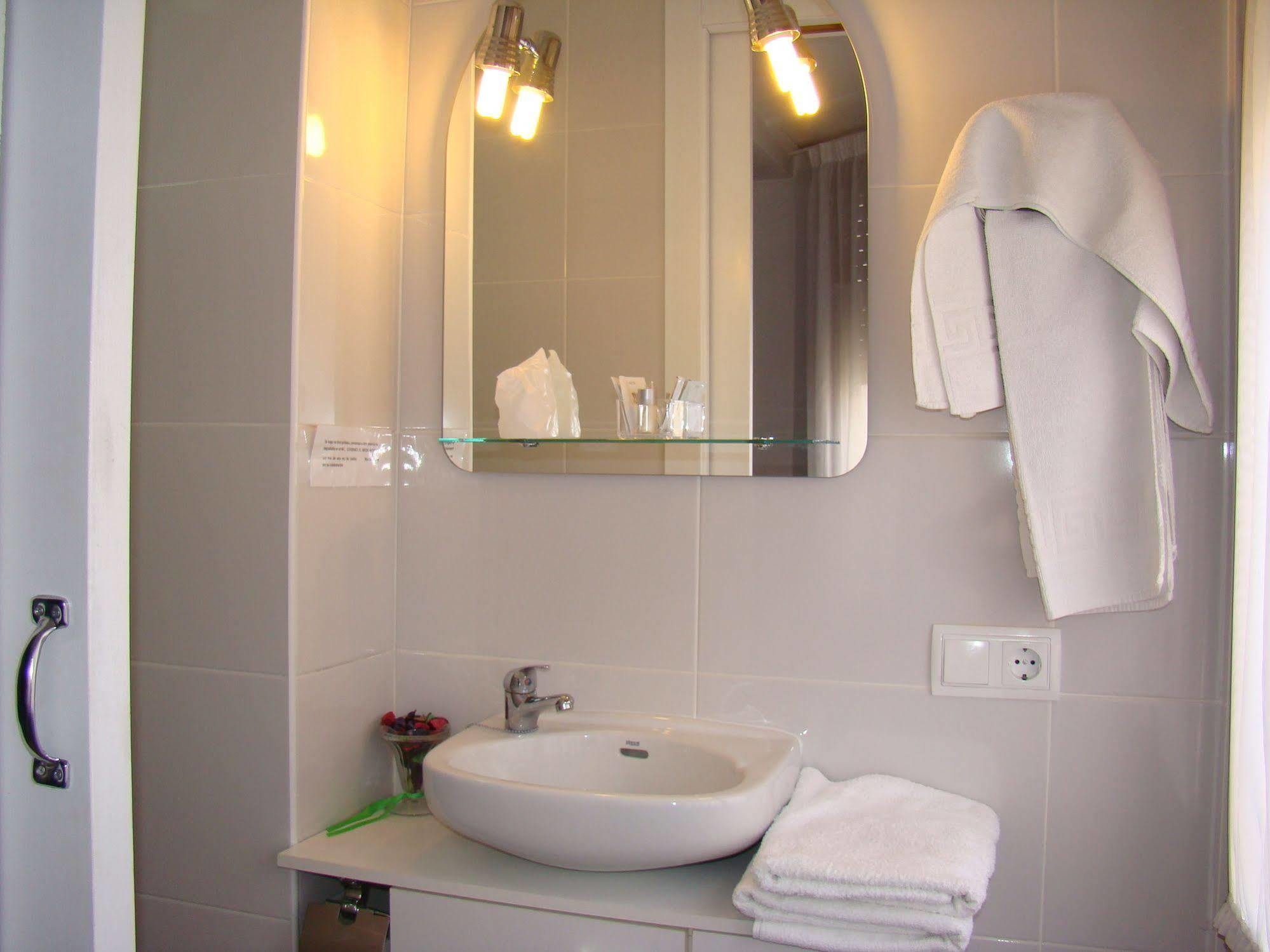 Hostal Platja Cambrils Luaran gambar