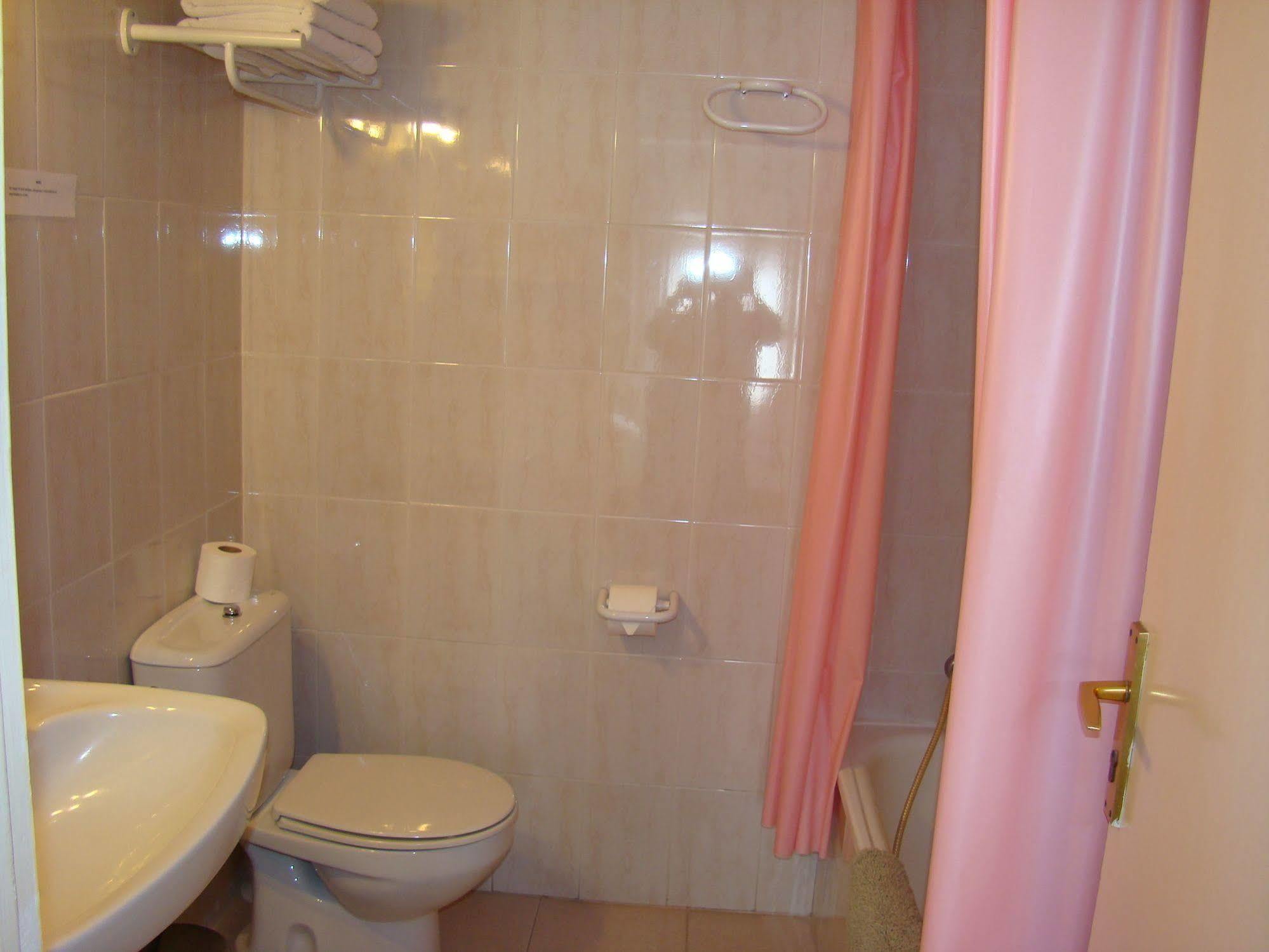 Hostal Platja Cambrils Luaran gambar