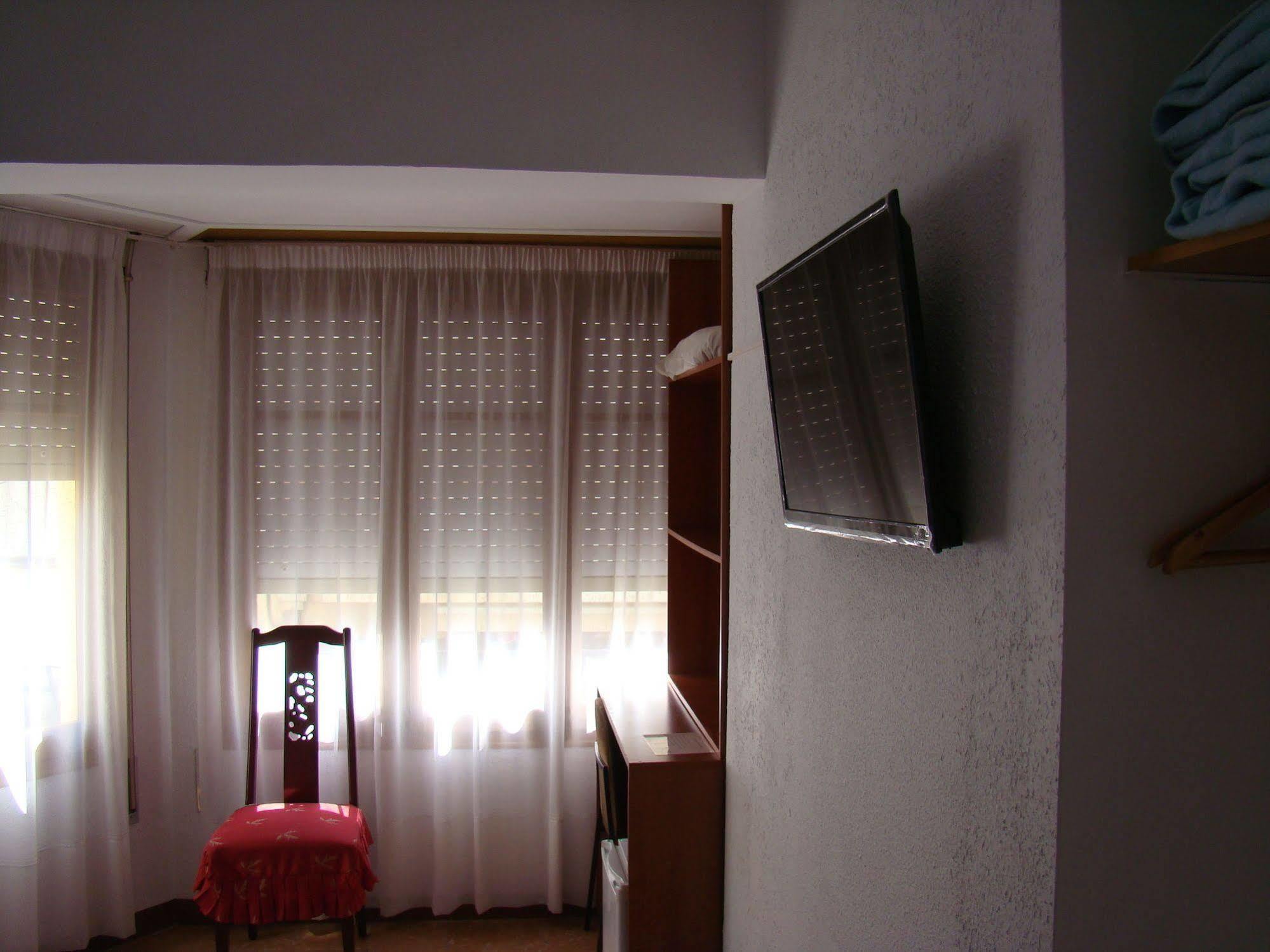 Hostal Platja Cambrils Luaran gambar