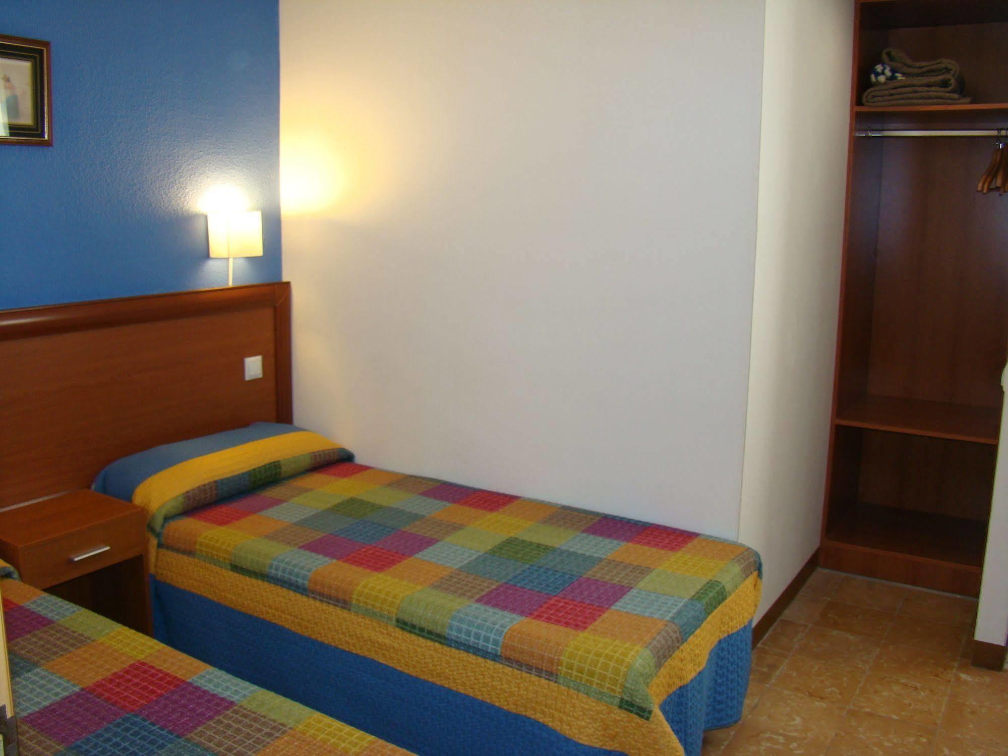 Hostal Platja Cambrils Luaran gambar
