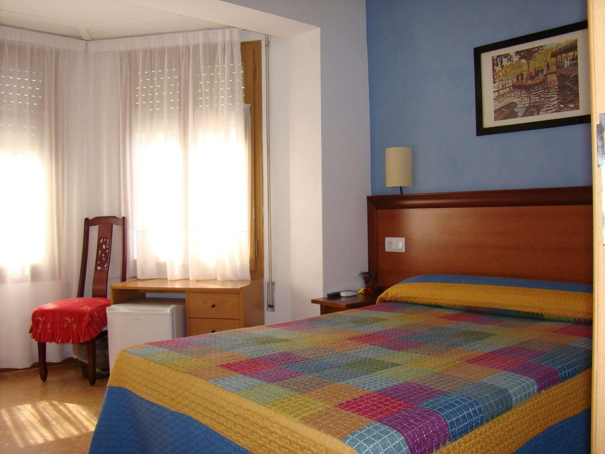 Hostal Platja Cambrils Luaran gambar